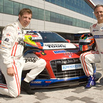 Flickr photo United_Autosport_Photoshoot-11